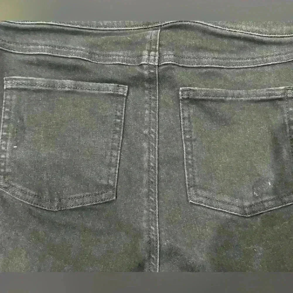 Spanx Distressed Skinny Jeans In Vintage Black Size small - Picture 4 of 5